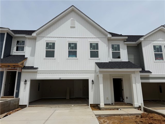 121 Silo Ridge Drive pending home in Silo Ridge, Anderson, SC