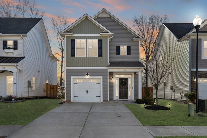 135 Highland Park Court sold home in Highland Park, Easley, SC