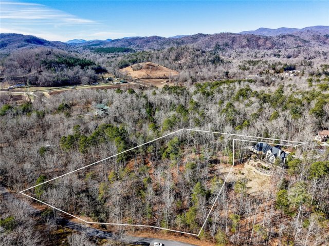 126 Valley Lake Trail active home in Cliffs At Valley, Travelers Rest, SC