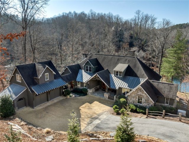 1067 Cliffs Vista Parkway active home in Cliffs At Keowee Springs, Six Mile, SC