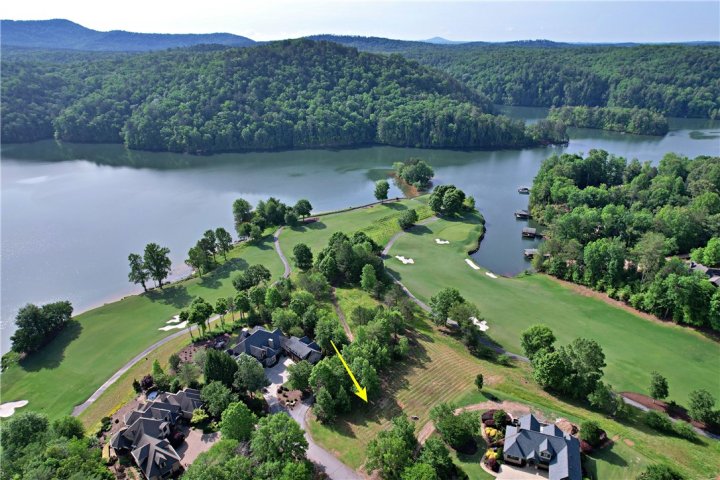 242 Long Cove Court active home in Cliffs At Keowee Vineyards, Sunset, SC