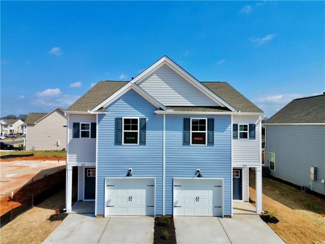 618 Seaborn Circle pending home in Champions Village At Cherry Hill, Pendleton, SC