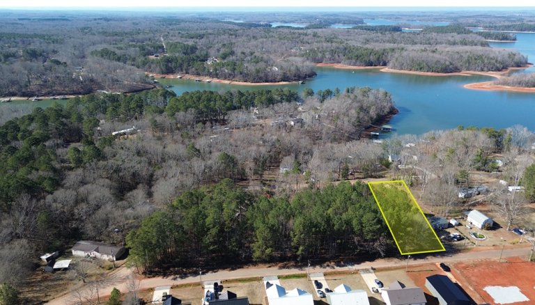 Homes in Forest Acres, Townville