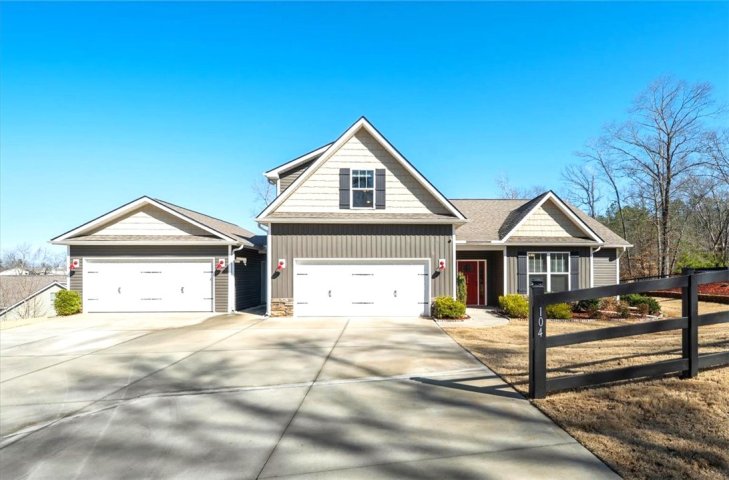 104 Inlet Pointe Drive sold home in Inlet Pointe, Anderson, SC