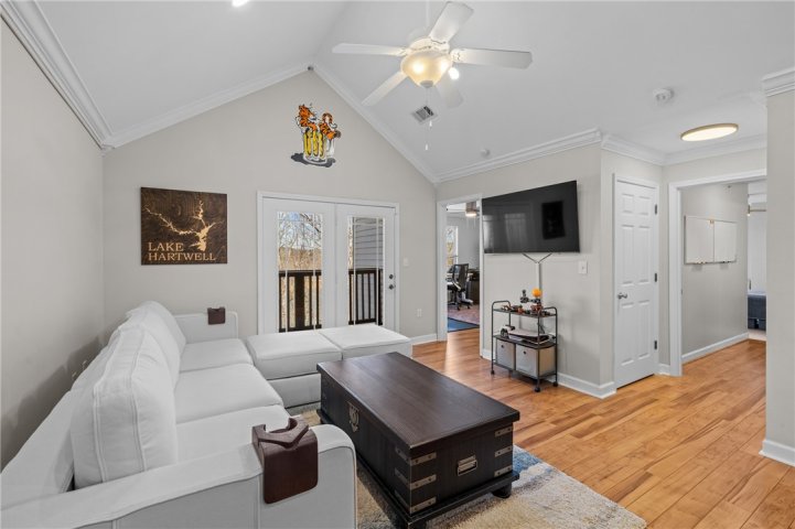 433 Harts Cove Way sold home in Harts Cove, Seneca, SC