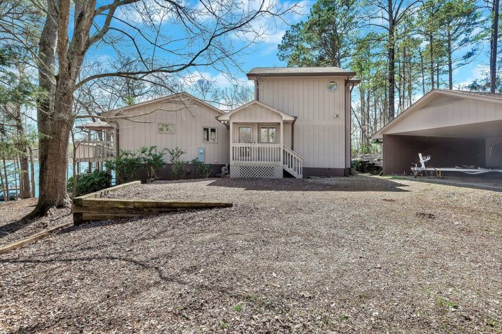 Homes in Seminole Point, Fair Play