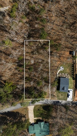 355 Beech Drive active home in Foxwood Hills, Westminster, SC