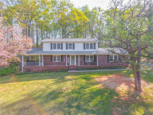 300 Elmwood Street pending home in Forest Park, Easley, SC