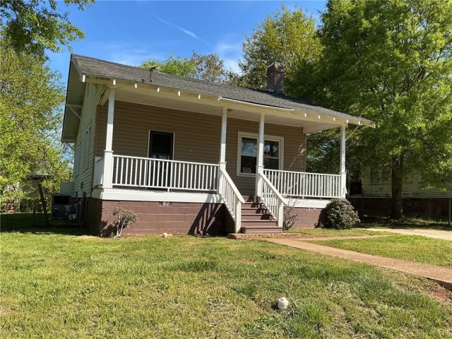 11 Humbert Street pending home in Utica, Seneca, SC