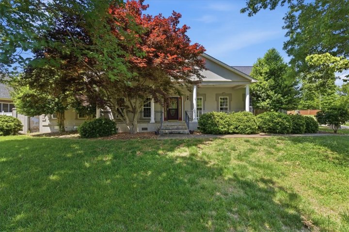212 Watersedge Drive active home in Turtle Creek, Boiling Springs, SC