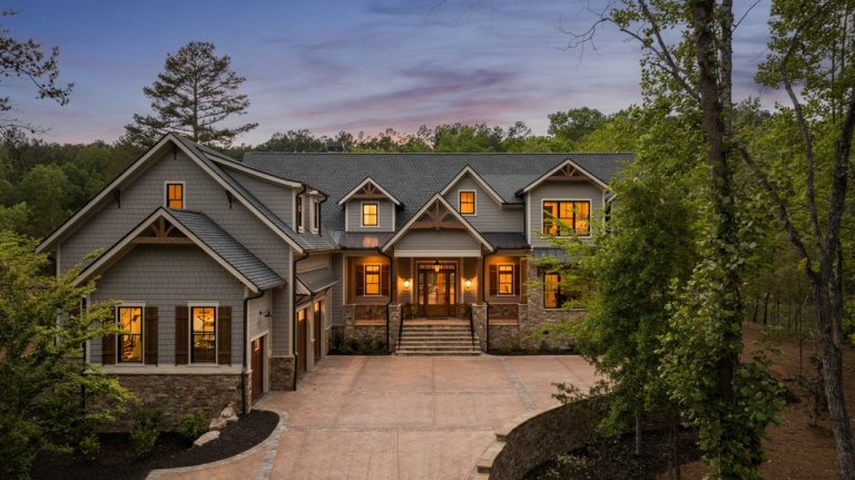 146 Island Water Drive active home in Cliffs At Keowee Springs, Six Mile, SC