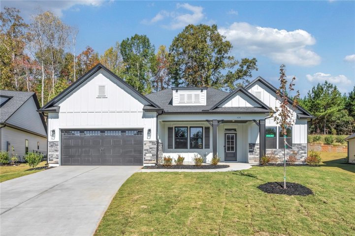 108 Shale Drive pending home in Edwards Ridge, Central, SC