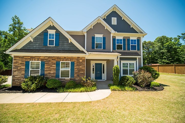 206 Hanster Drive pending home in Avendell, Easley, SC