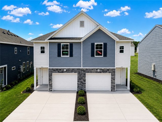 623 Seaborn Circle active home in Champions Village At Cherry Hill, Pendleton, SC