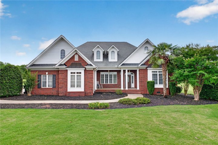 Homes in Ridgewood Plantation, Williamston