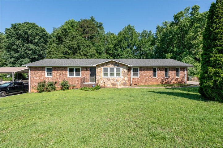 Homes in Twin Brook, Easley