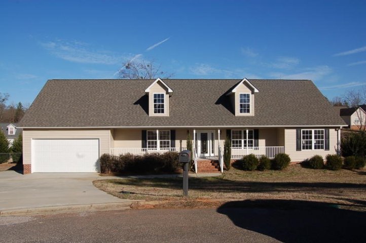 102 Scottlyn Court sold home in Mountain Lakes Ii, Piedmont, SC