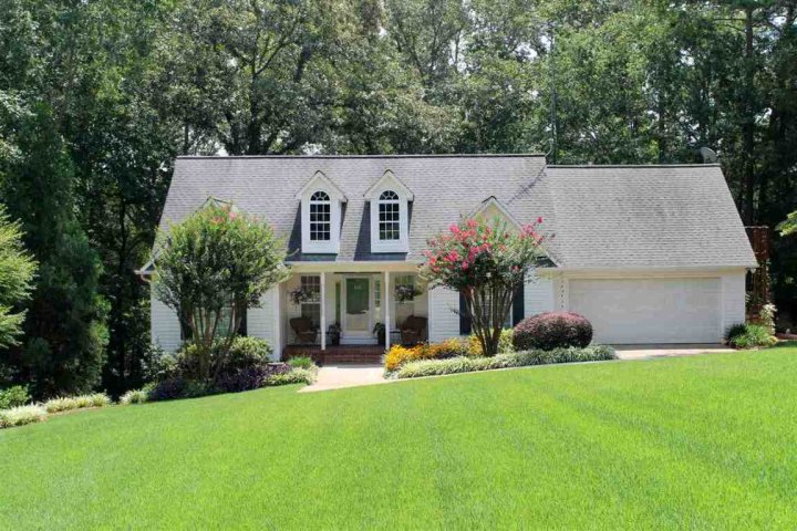 207 Shore Drive sold home in Centerville Sho, Anderson, SC