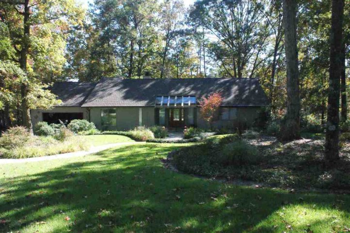 124 Wood Farm Lane sold home in Woodfarm Acres, Seneca, SC