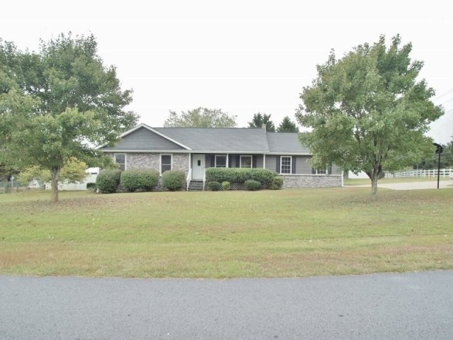 106 Bass Drive sold home in Beaverdam Lake, Fair Play, SC