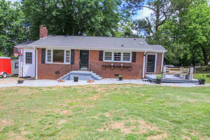 203 Manchester Circle sold home in Whitehall Acres, Anderson, SC