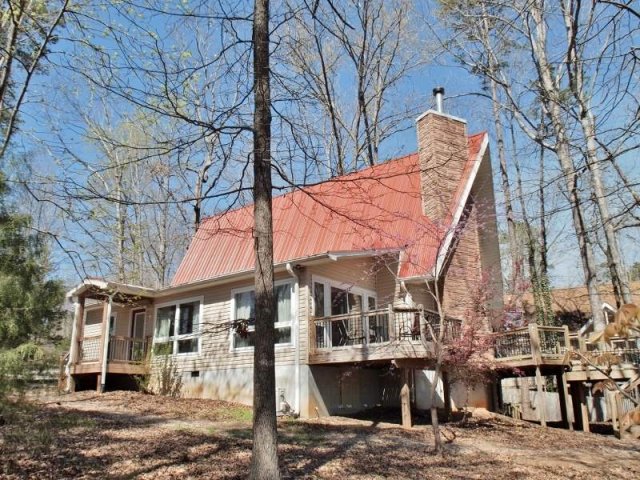 180 Lake Place Court sold home in Lake Place, Lavonia, GA