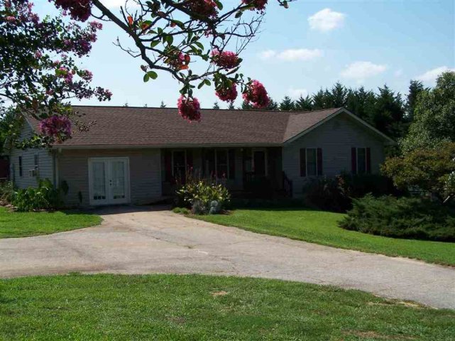 119 Bass Drive sold home in Beaverdam Lake, Fair Play, SC