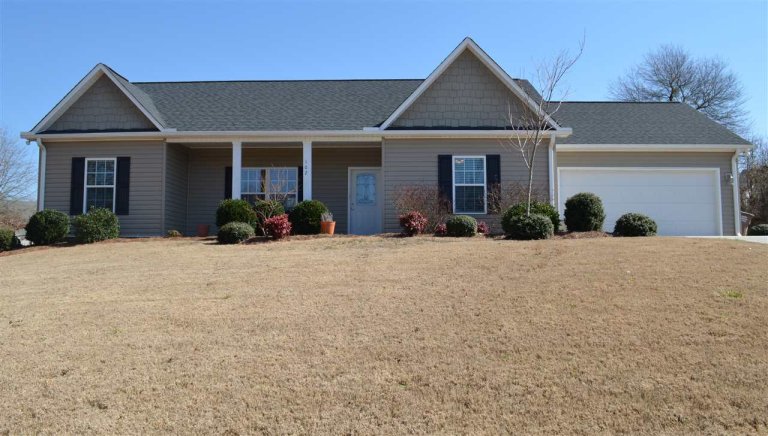 102 Dana Lynn Lane sold home in Pendleton Place, Pendleton, SC