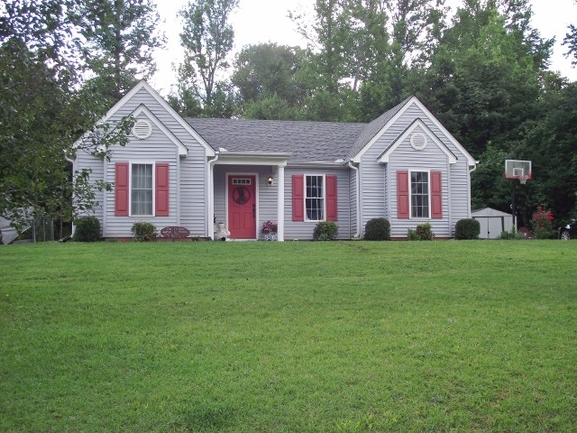 141 Hillside Circle sold home in Hickory Heights, Easley, SC
