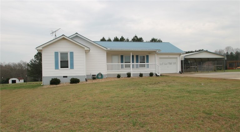 120 Lake Drive sold home in Beaverdam Lake, Fair Play, SC