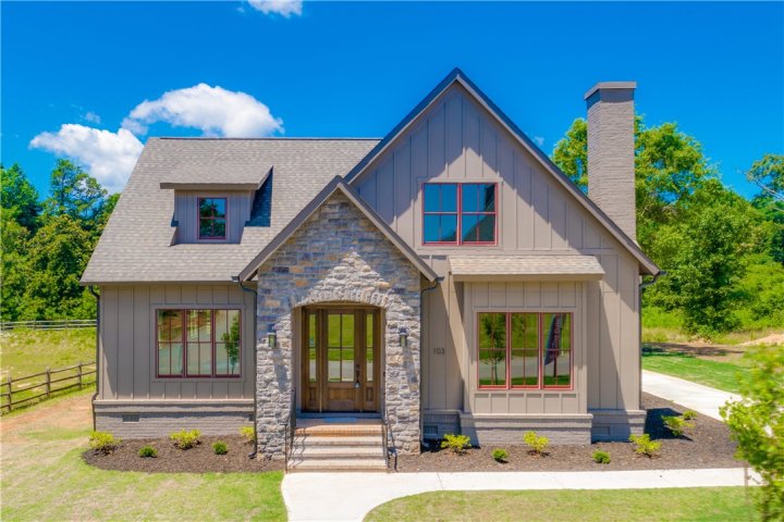 103 Fairoaks Drive sold home in Wyatts Grant, Williamston, SC