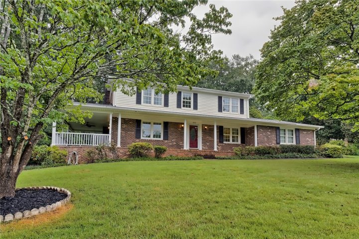 300 Elmwood Street sold home in Forest Park Sub, Easley, SC