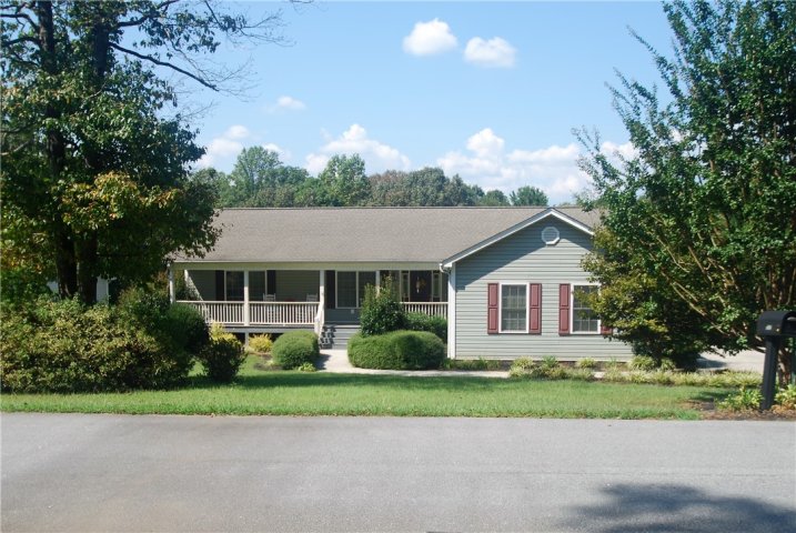 211 Dodgins Lane sold home in New Hope Spring, Seneca, SC