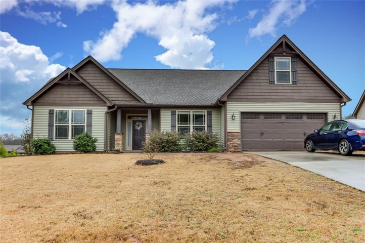 439 Copperstone Drive sold home in Stonegate, Seneca, SC