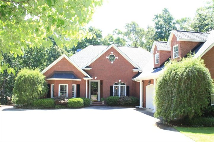 103 Winding River Drive sold home in River Point, Anderson, SC