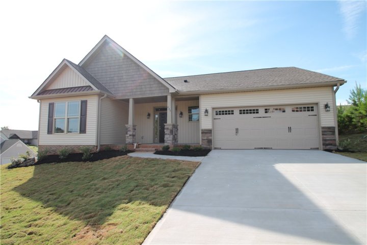 435 Copperstone Drive sold home in Stonegate, Seneca, SC