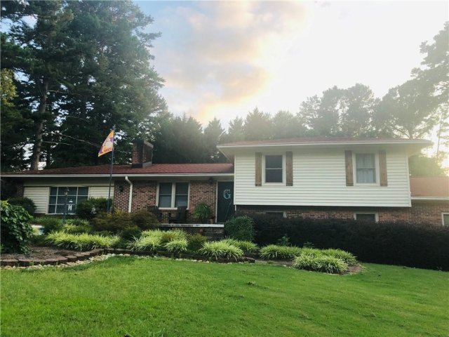 207 Arphenia Drive sold home in Oakmont-West Union, West Union, SC