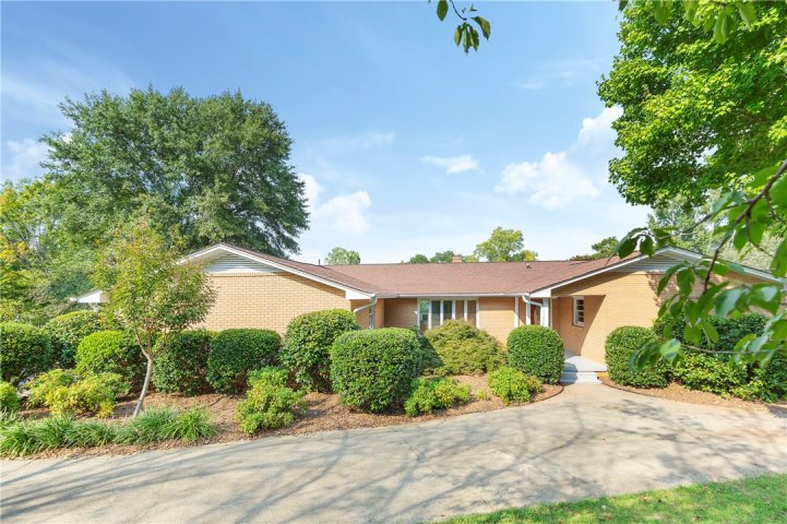 2222 Surfside Drive sold home in Surfside Height, Anderson, SC