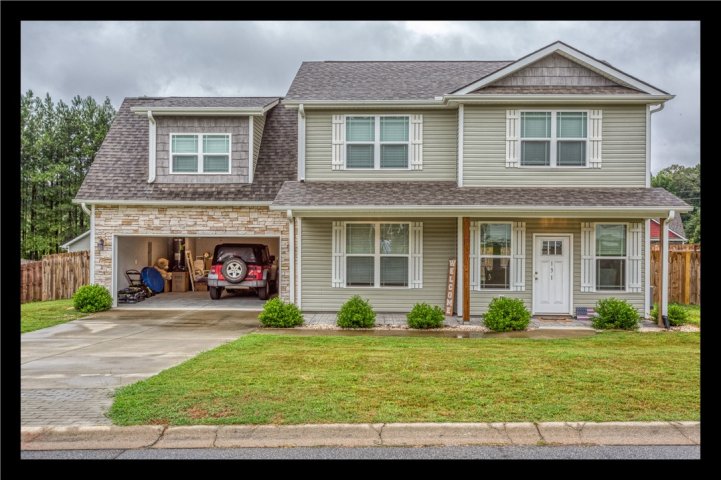 131 Madison Pointe Drive sold home in Madison Pointe, Seneca, SC