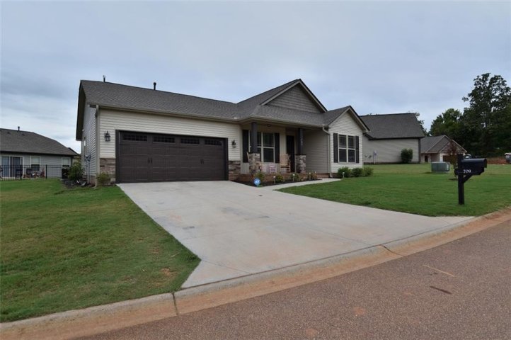 709 Rockstone Drive sold home in Stonegate, Seneca, SC