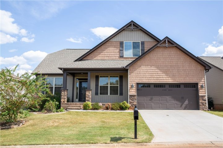 313 S Stonegate Drive sold home in Stonegate, Seneca, SC