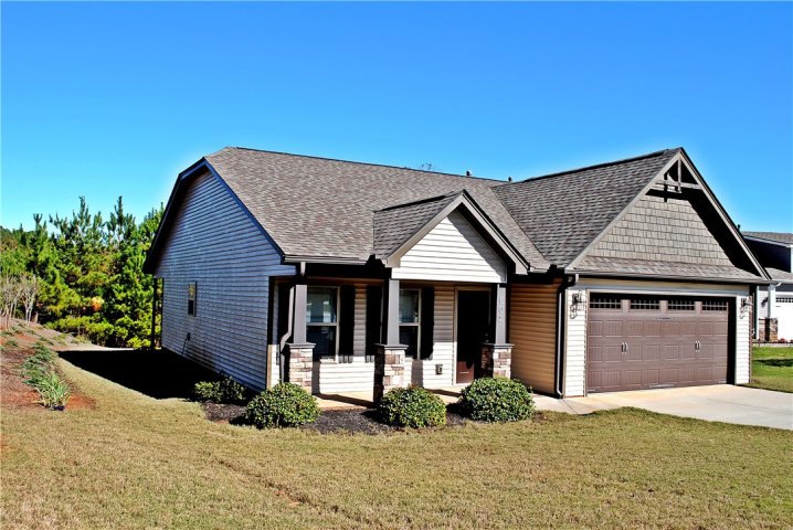 602 Sandstone Drive sold home in Stonegate, Seneca, SC