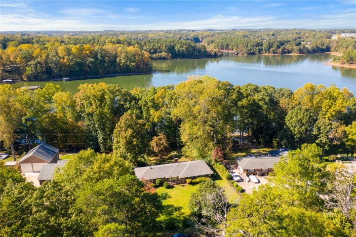 736 Woodlake Road sold home in Hill & Dale Sub, Anderson, SC