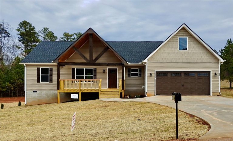 306 Windy Knoll Court sold home in Eleven South, Westminster, SC