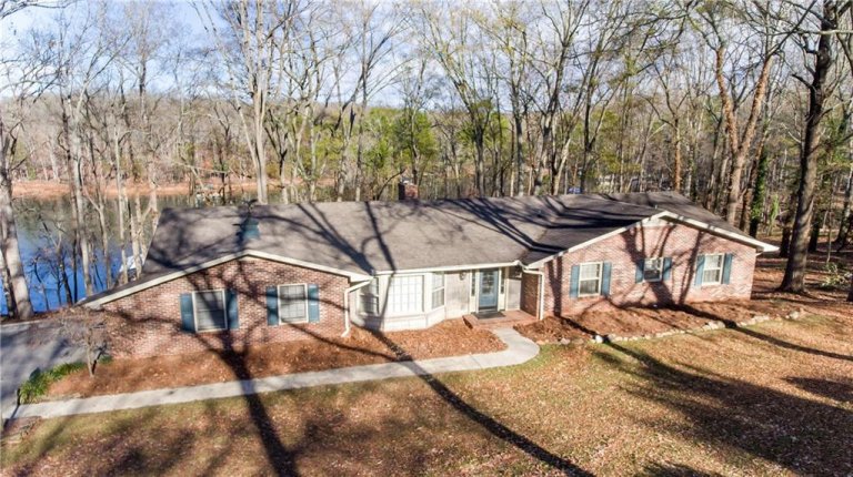 2212 Surfside Drive Anderson sold home in Surfside Height, Anderson, SC