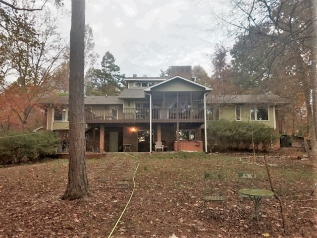 107 Muskhogean Road sold home in Seminole Point, Fair Play, SC