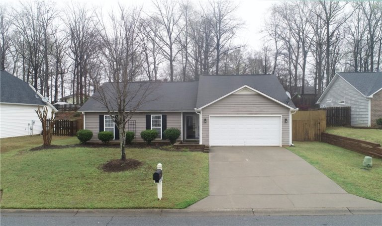 311 Cardinal Woods Way sold home in Cardinal Woods, Easley, SC