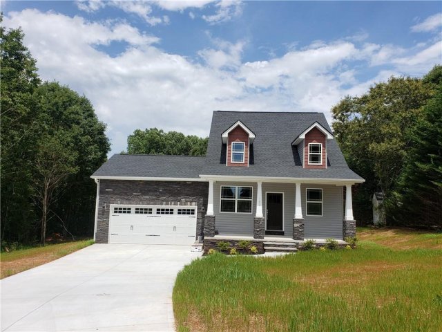 102 Margaret Mary Lane sold home in Pendleton Place, Pendleton, SC