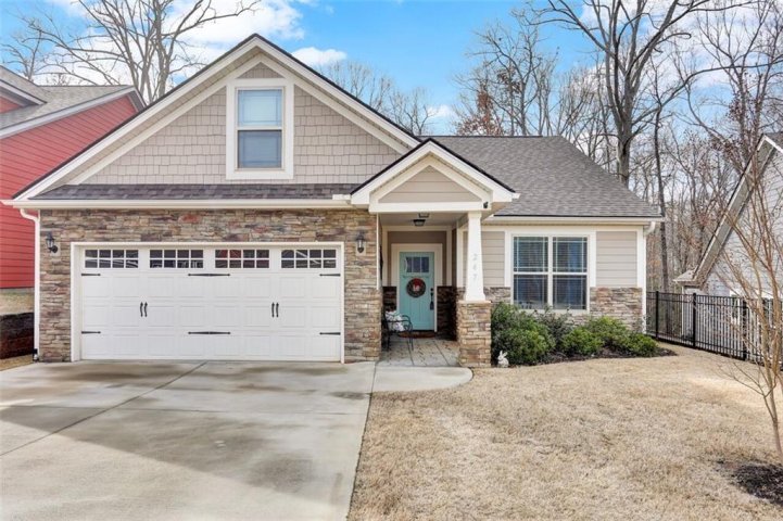 247 Henrydale Drive sold home in Benton Park, Easley, SC
