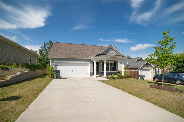 206 Maple Grove Road sold home in The Groves At Perkins Creek, Seneca, SC